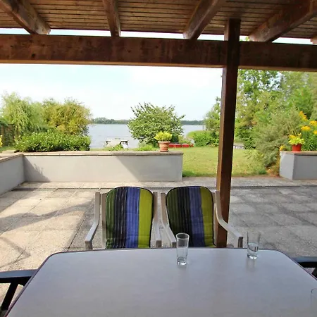 Direkt Am Woblitzsee 9780 Apartamento